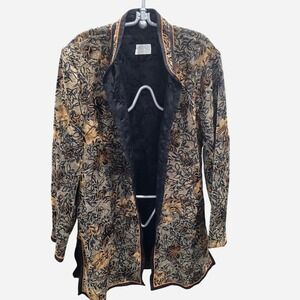 Women's tapestry coat appears reversible no tags runs like large see measurement